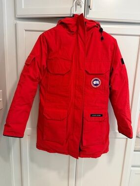 Canada Goose Women's Expedition Red Hooded Puffer Coat